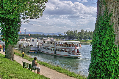 Schiffsanlegestelle Breisach am Rhein